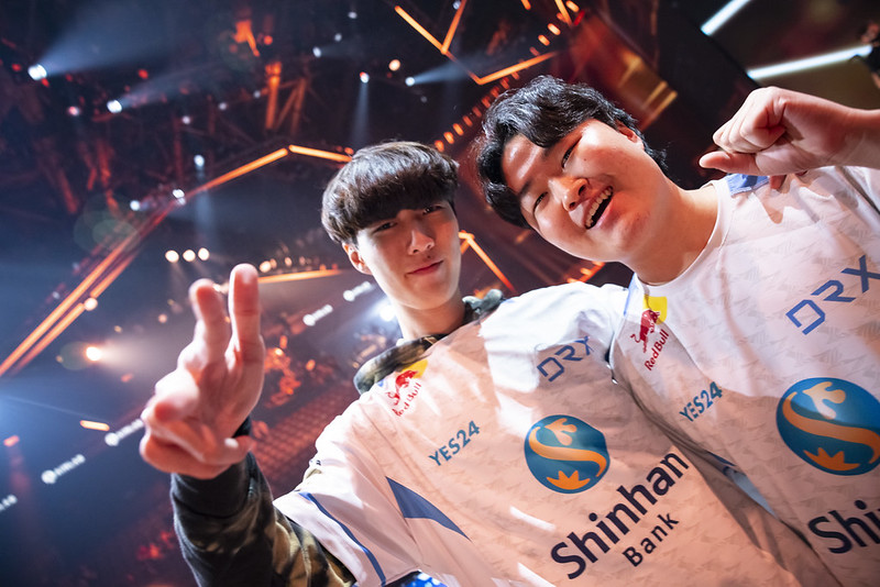 Zest posing with Rb at Champions Istanbul