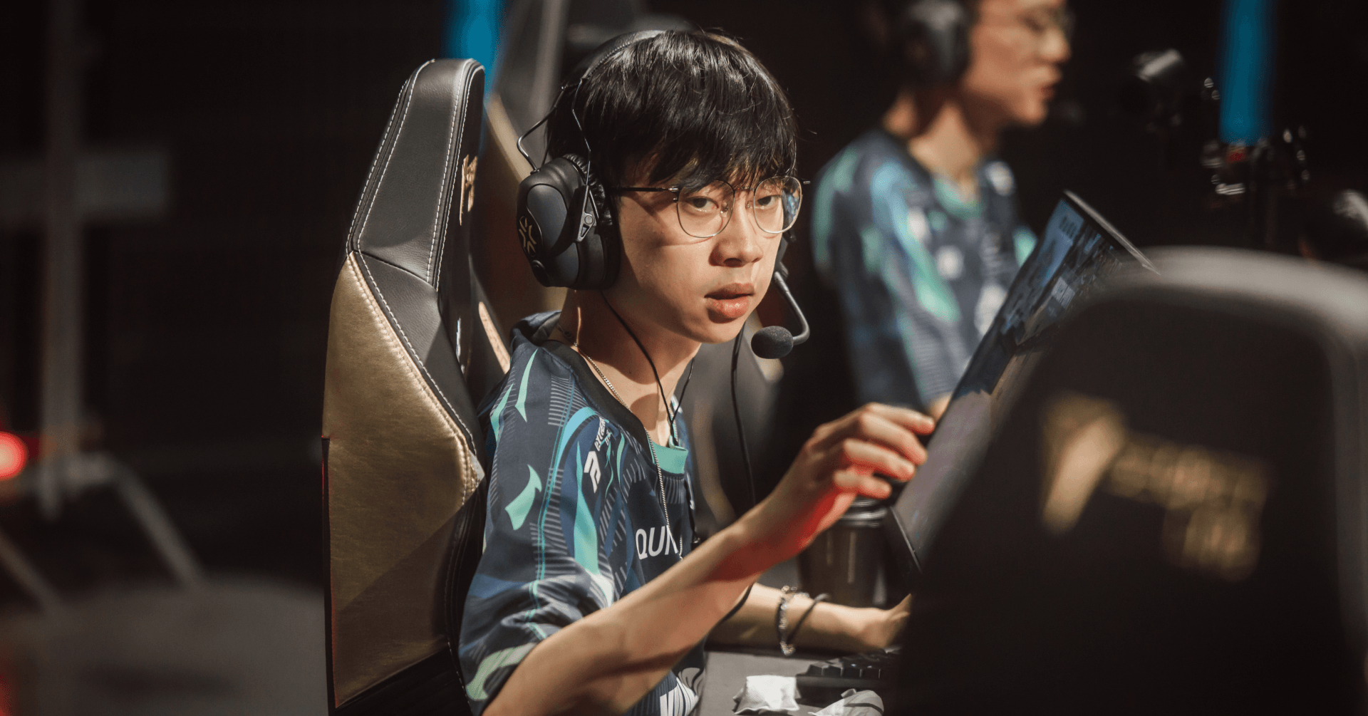 Jdg JDG Esports releases coconut, signs crownfisher | VLR.gg