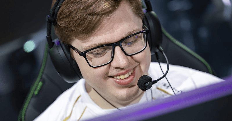 Rotações de elenco e playoffs: Valorant em movimento nas principais regiões